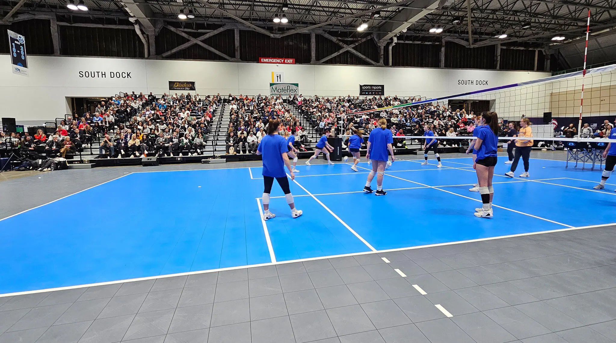 Point-elastic vinyl volleyball court surface installed in Dubai by Raymond Sport